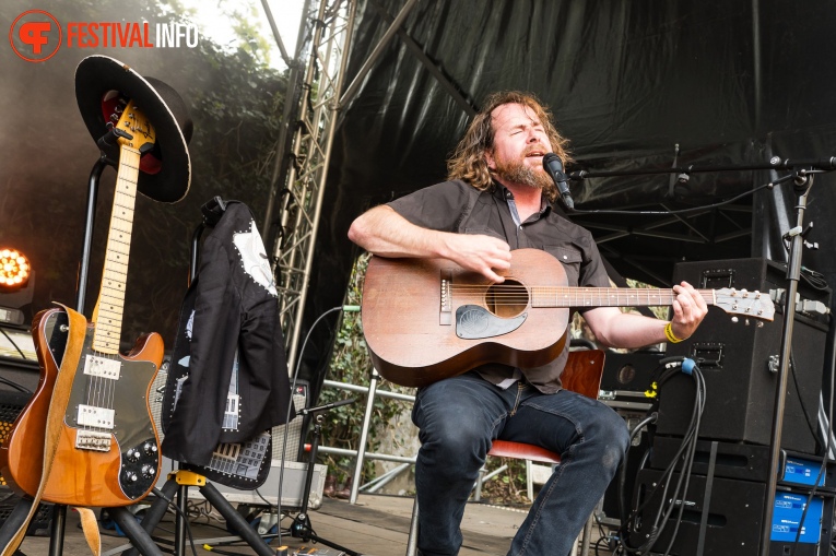 Elliott Brood op Des Konings Festival 2024 foto