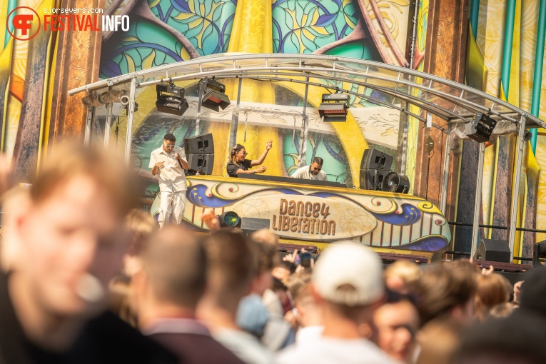 Afro Bros op Dance4Liberation 2024 foto