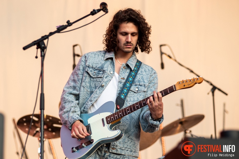 Rondé op Bevrijdingsfestival Overijssel 2024 foto