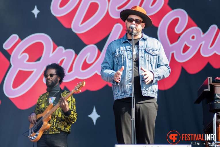 Ben L'Oncle Soul op Bevrijdingsfestival Overijssel 2024 foto