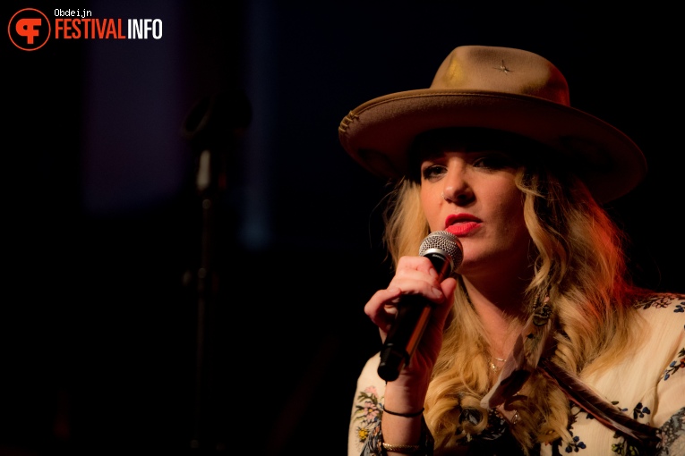 Elles Bailey op Rhythm & Blues Night 2024 foto
