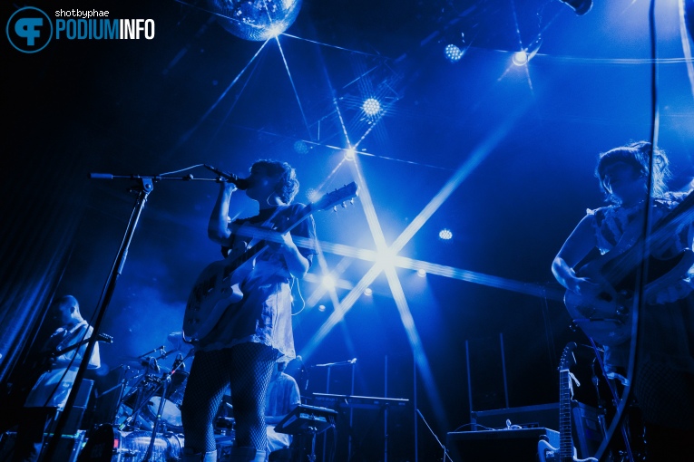 Newdad op Luke Hemmings - 11/05 - Melkweg foto