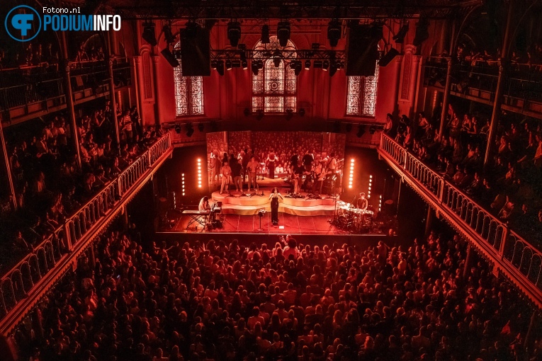 Olivia Dean op Olivia Dean - 13/05 - Paradiso foto