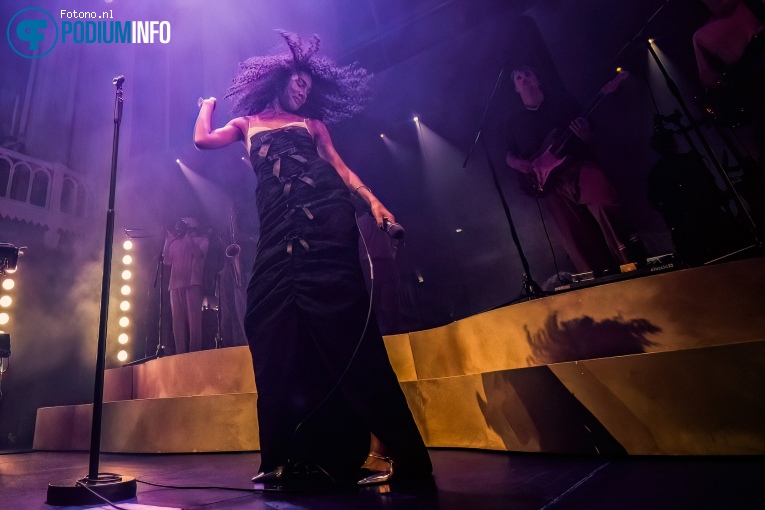 Olivia Dean op Olivia Dean - 13/05 - Paradiso foto