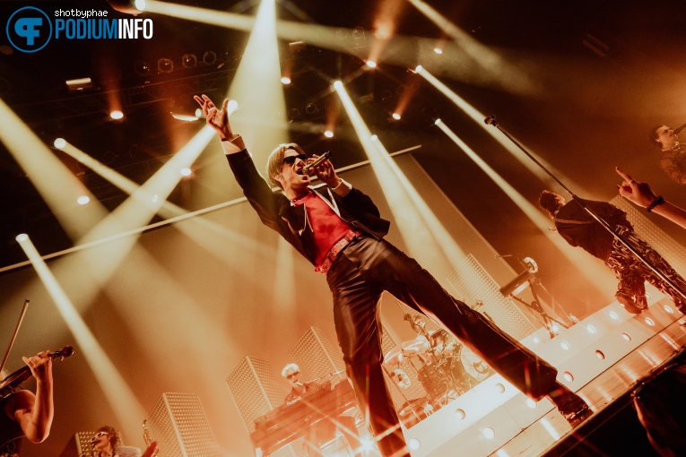 Son Mieux op Son Mieux - 17/05 - TivoliVredenburg foto