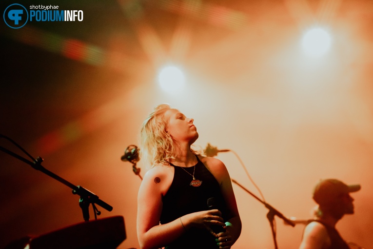 Philine op Son Mieux - 17/05 - TivoliVredenburg foto