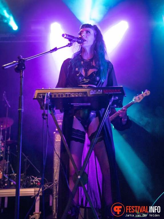 Two Witches op Wave Gotik Treffen 2024 foto