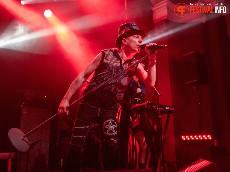 Two Witches op Wave Gotik Treffen 2024 foto