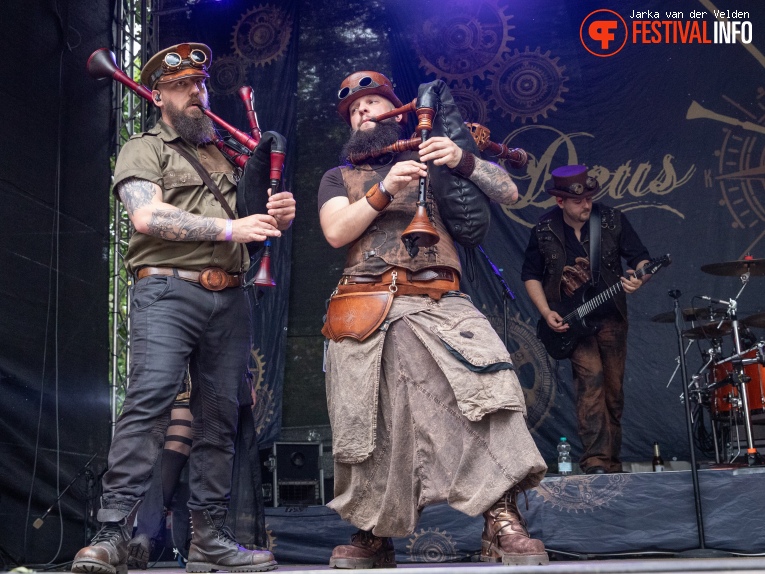 Deus Vult op Wave Gotik Treffen 2024 foto