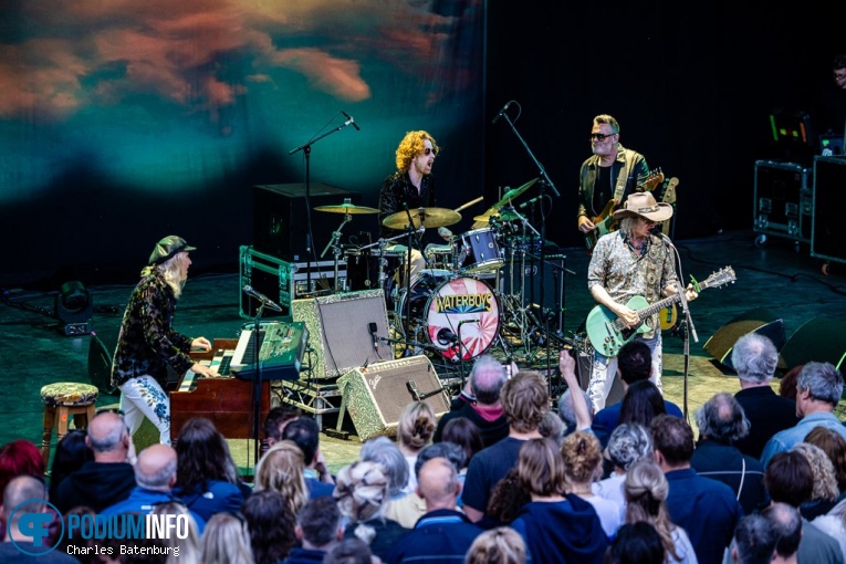 The Waterboys op Zuiderpark Live: The Waterboys - 18/05 - Zuiderparktheater foto