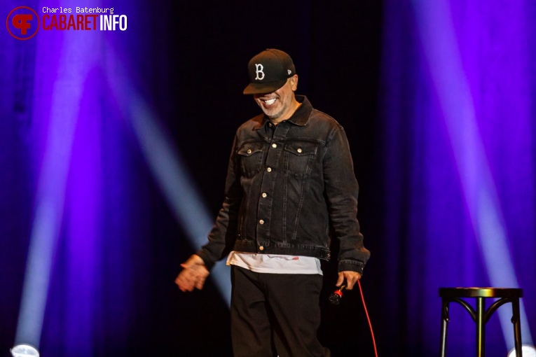 Jo Koy op Jo Koy - World Tour - 21/05 - RTM Stage (Ahoy) foto