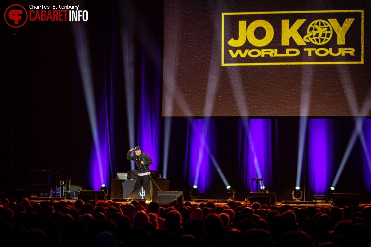 Jo Koy op Jo Koy - World Tour - 21/05 - RTM Stage (Ahoy) foto