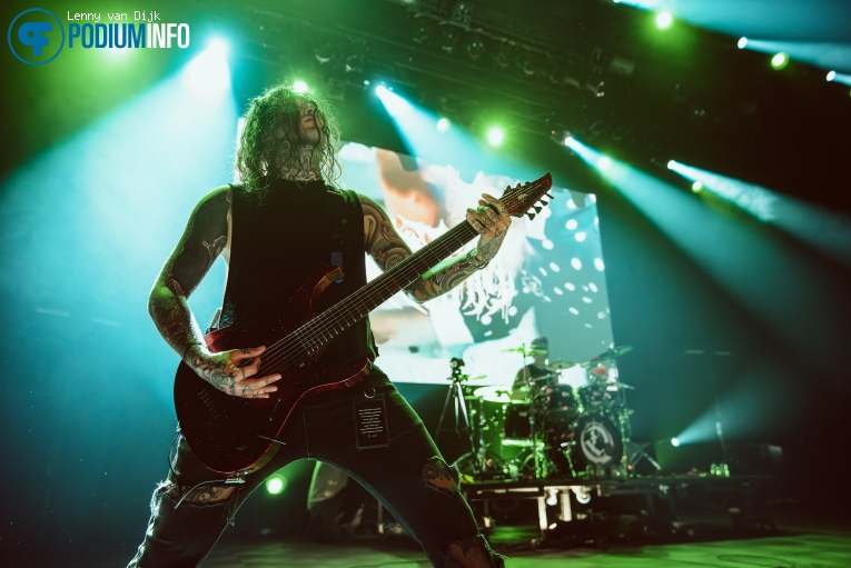 Distant op Austrian Death Machine - 24/05 - Effenaar foto