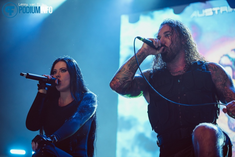 Austrian Death Machine op Austrian Death Machine - 24/05 - Effenaar foto