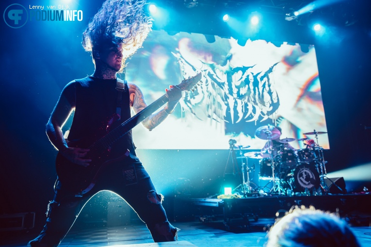 Distant op Austrian Death Machine - 24/05 - Effenaar foto