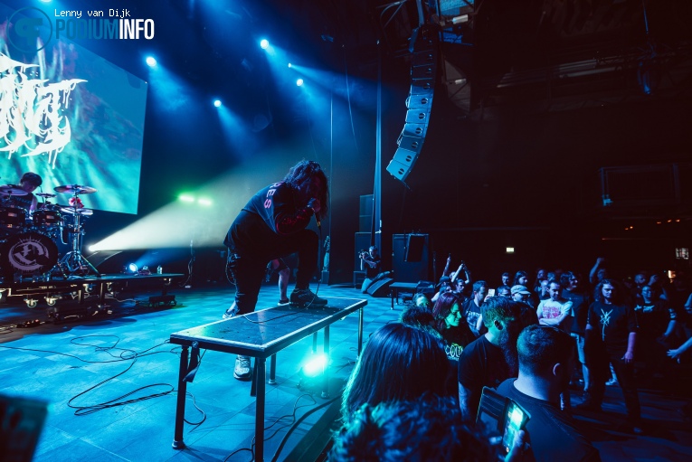 Distant op Austrian Death Machine - 24/05 - Effenaar foto