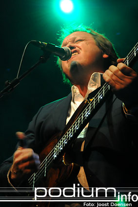 Foto Level 42 op Level 42 - 13/2 - Parkstad Limburg Theaters