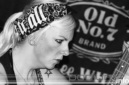 We Shall Rise op Ligeia - 16/2 - The Cave foto