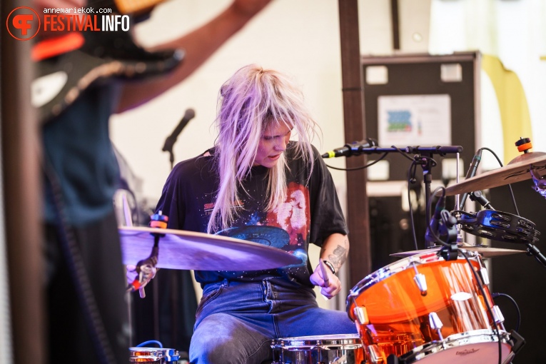 Ghostwoman op Dauwpop 2024 foto