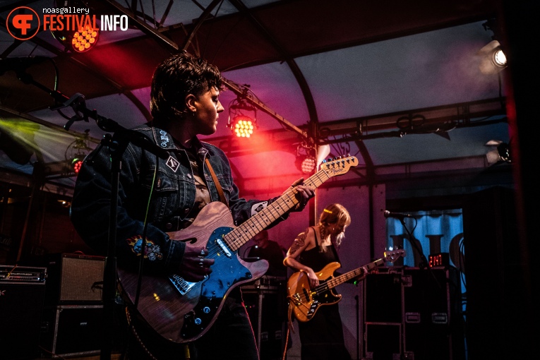 Girlband! op Dauwpop 2024 foto