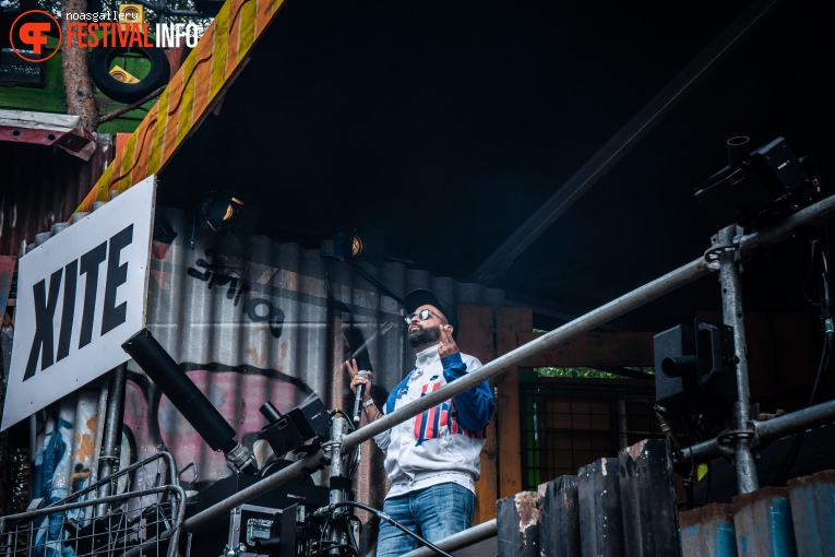 Fiesta Macumba Soundsystem op Dauwpop 2024 foto