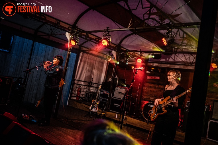 Girlband! op Dauwpop 2024 foto