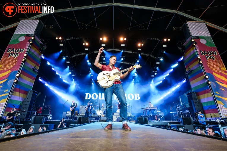 Douwe Bob op Dauwpop 2024 foto