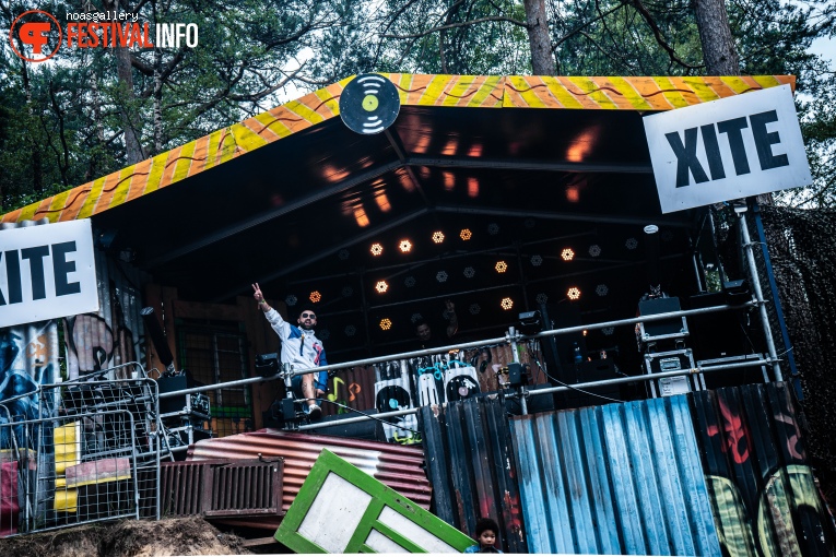 Fiesta Macumba Soundsystem op Dauwpop 2024 foto