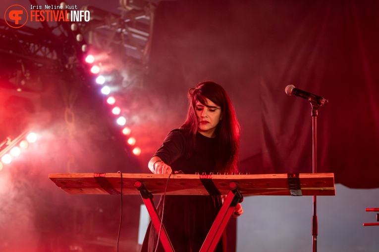 Sofia Kourtesis op Best Kept Secret 2024 - vrijdag foto