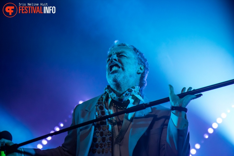 Baxter Dury op Best Kept Secret 2024 - vrijdag foto
