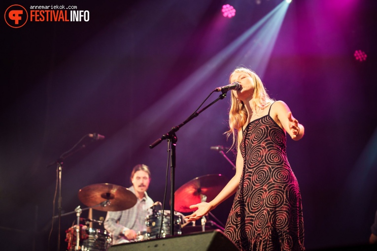Alice Phoebe Lou op Best Kept Secret 2024 - vrijdag foto