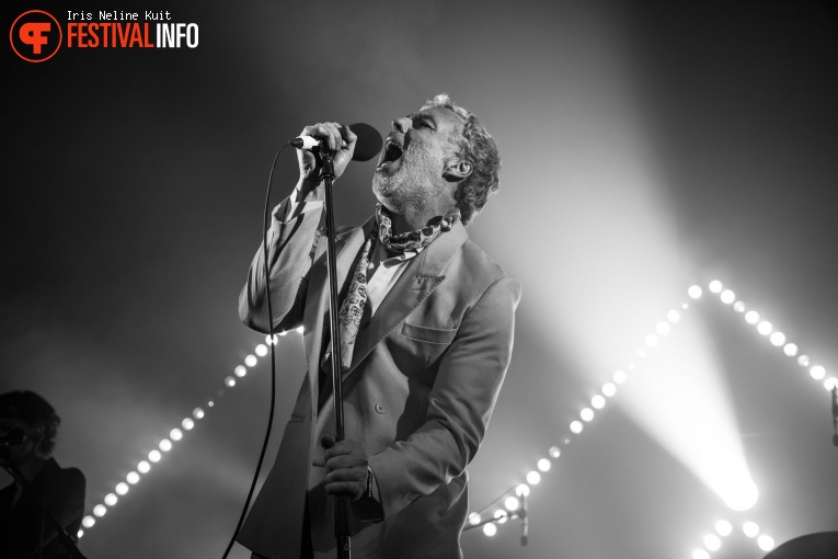 Baxter Dury op Best Kept Secret 2024 - vrijdag foto