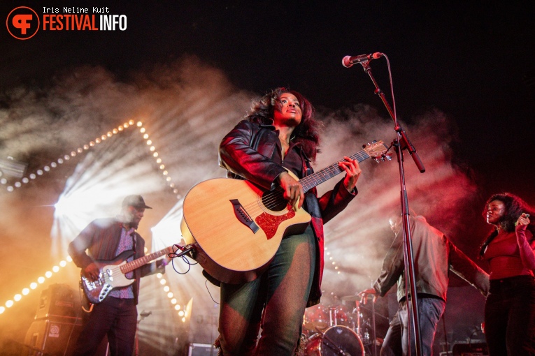 Infinity Song op Best Kept Secret 2024 - zaterdag foto
