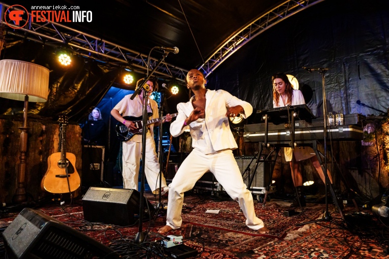 Porcelain ID op Best Kept Secret 2024 - zaterdag foto