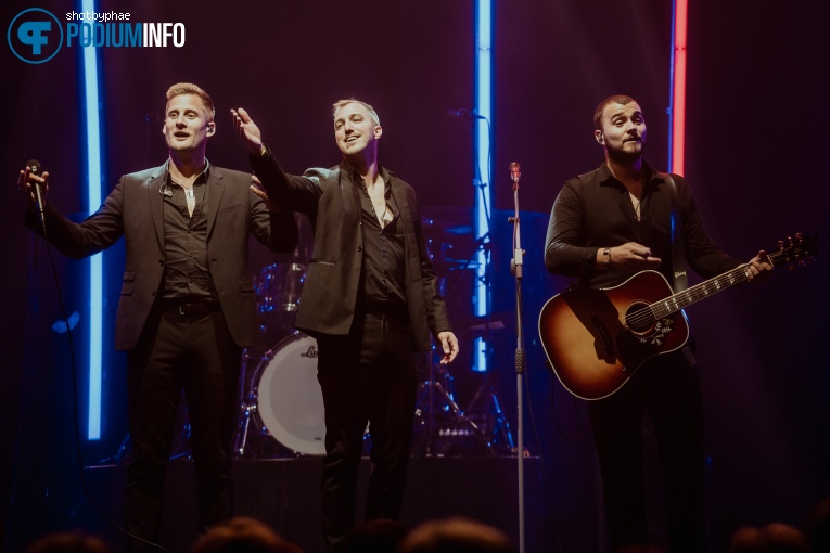 Bee Gees Forever (by MainCourse) op Bee Gees Forever - 19/06 - TivoliVredenburg foto