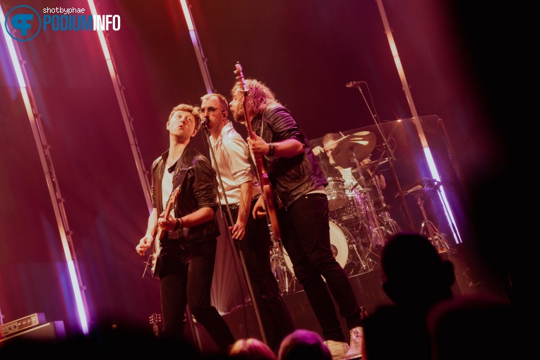 Bee Gees Forever (by MainCourse) op Bee Gees Forever - 19/06 - TivoliVredenburg foto