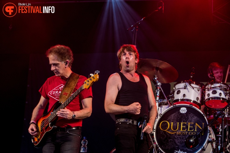 Queen Must Go On op Deventer Stadsfestival 2024 foto