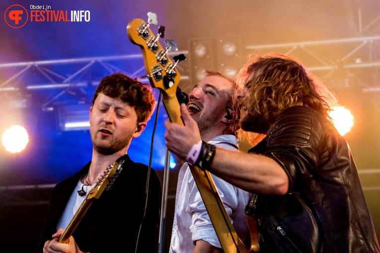 Bee Gees Forever (by MainCourse) op Deventer Stadsfestival 2024 foto