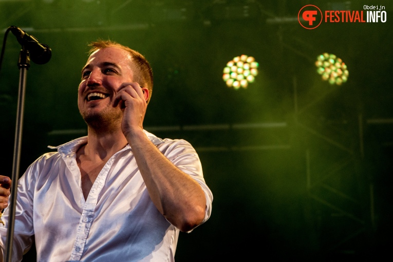 Bee Gees Forever (by MainCourse) op Deventer Stadsfestival 2024 foto