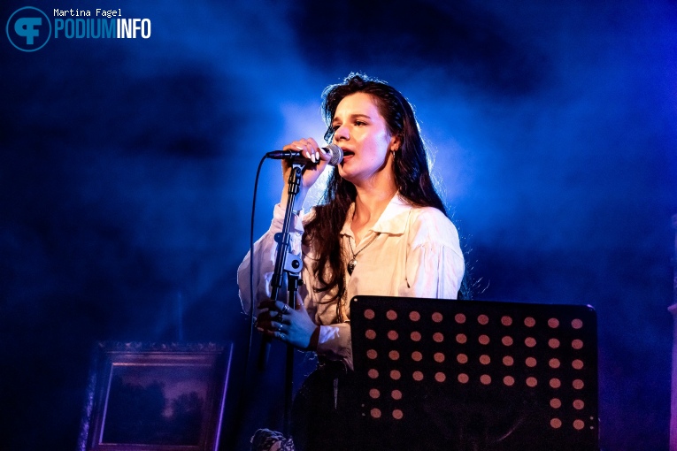 Lara Esteruelas op Lara Esteruelas - 18/06 - Paradiso foto
