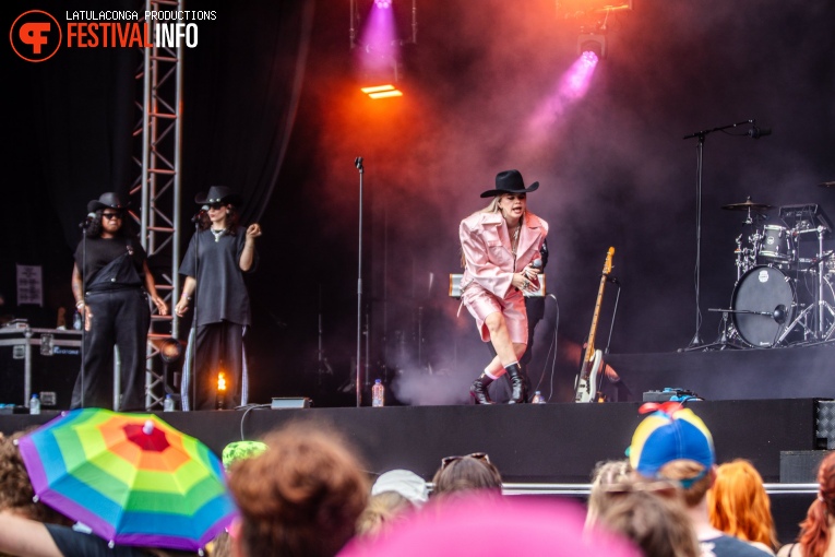 Chinchilla op Pinkpop 2024 - Zaterdag foto