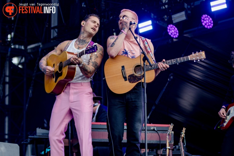 Douwe Bob op Pinkpop 2024 - Zaterdag foto