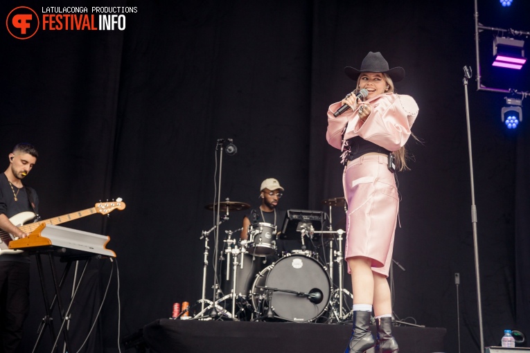 Chinchilla op Pinkpop 2024 - Zaterdag foto