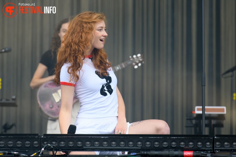 Froukje op Pinkpop 2024 - Zaterdag foto