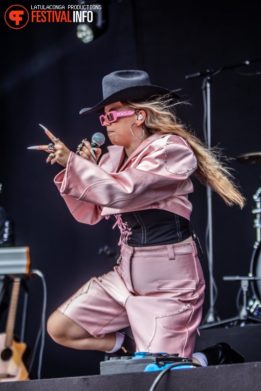 Chinchilla op Pinkpop 2024 - Zaterdag foto