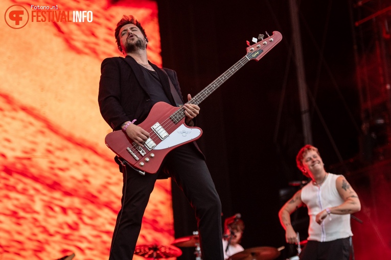 Nothing But Thieves op Pinkpop 2024 - Zaterdag foto