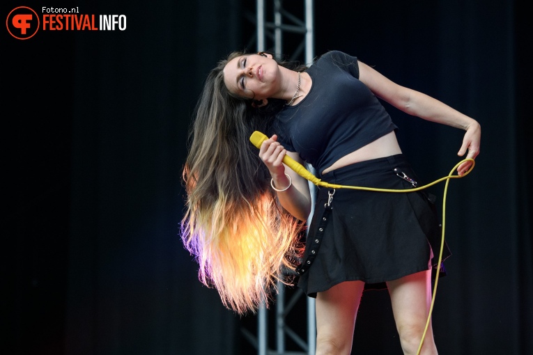 Aviva op Pinkpop 2024 - Vrijdag foto
