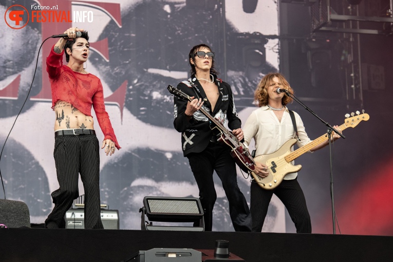 Palaye Royale op Pinkpop 2024 - Vrijdag foto