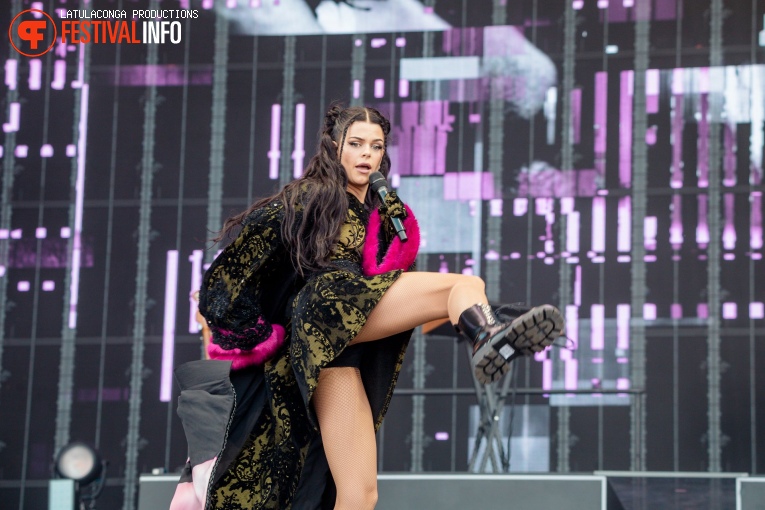 Davina Michelle op Pinkpop 2024 - Zondag foto