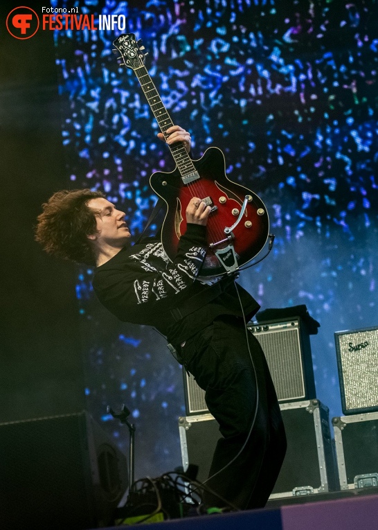 Sea Girls op Pinkpop 2024 - Zondag foto